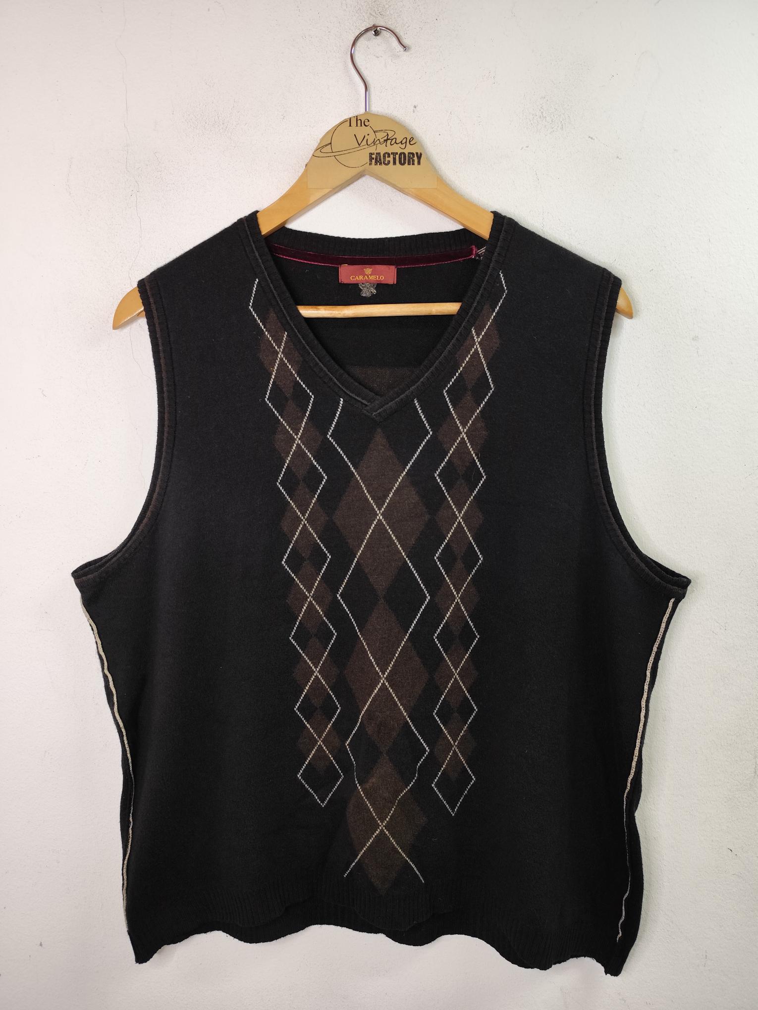 Caramelo Knitted vest vintage wool Dark brown & Diamond print XL