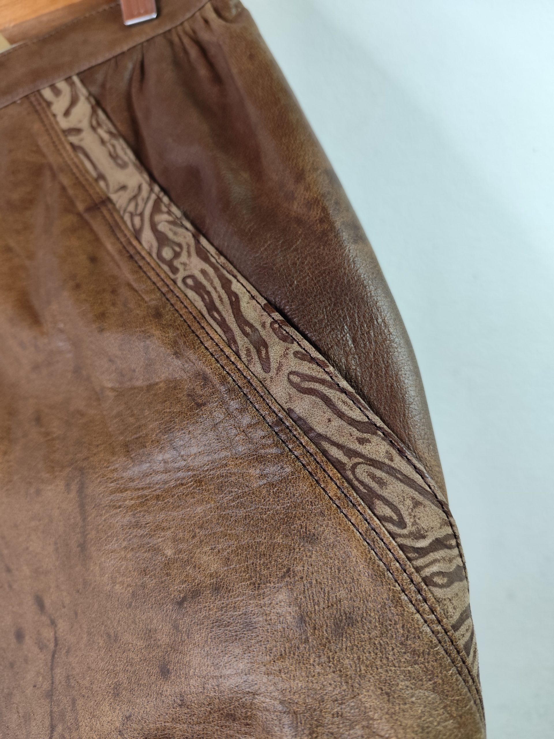 Antonio Michelon vintage Leather Skirt Light Brown & Zebra print short S - Imagen 2