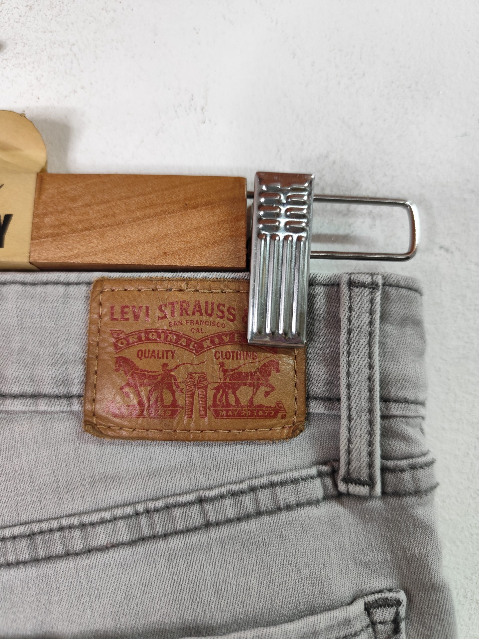 Levi's 711 jeans pants skinny light grey XS S - Imagen 4