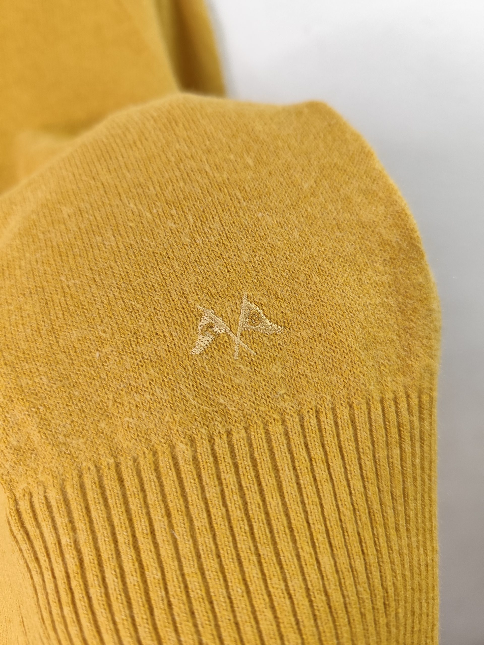 Thomas Burberry vintage Knitted sweater Mustard Yellow & Round neck S M - Imagen 4