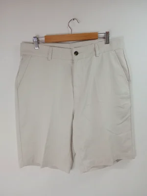 Adidas pantalón corto gris claro XL