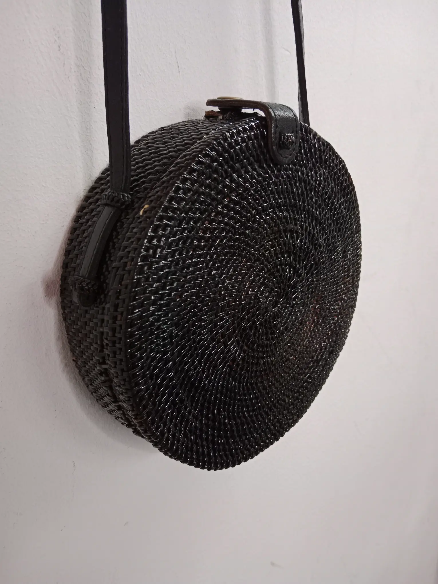 Vintage wicker round bag dark brown - Imagen 3