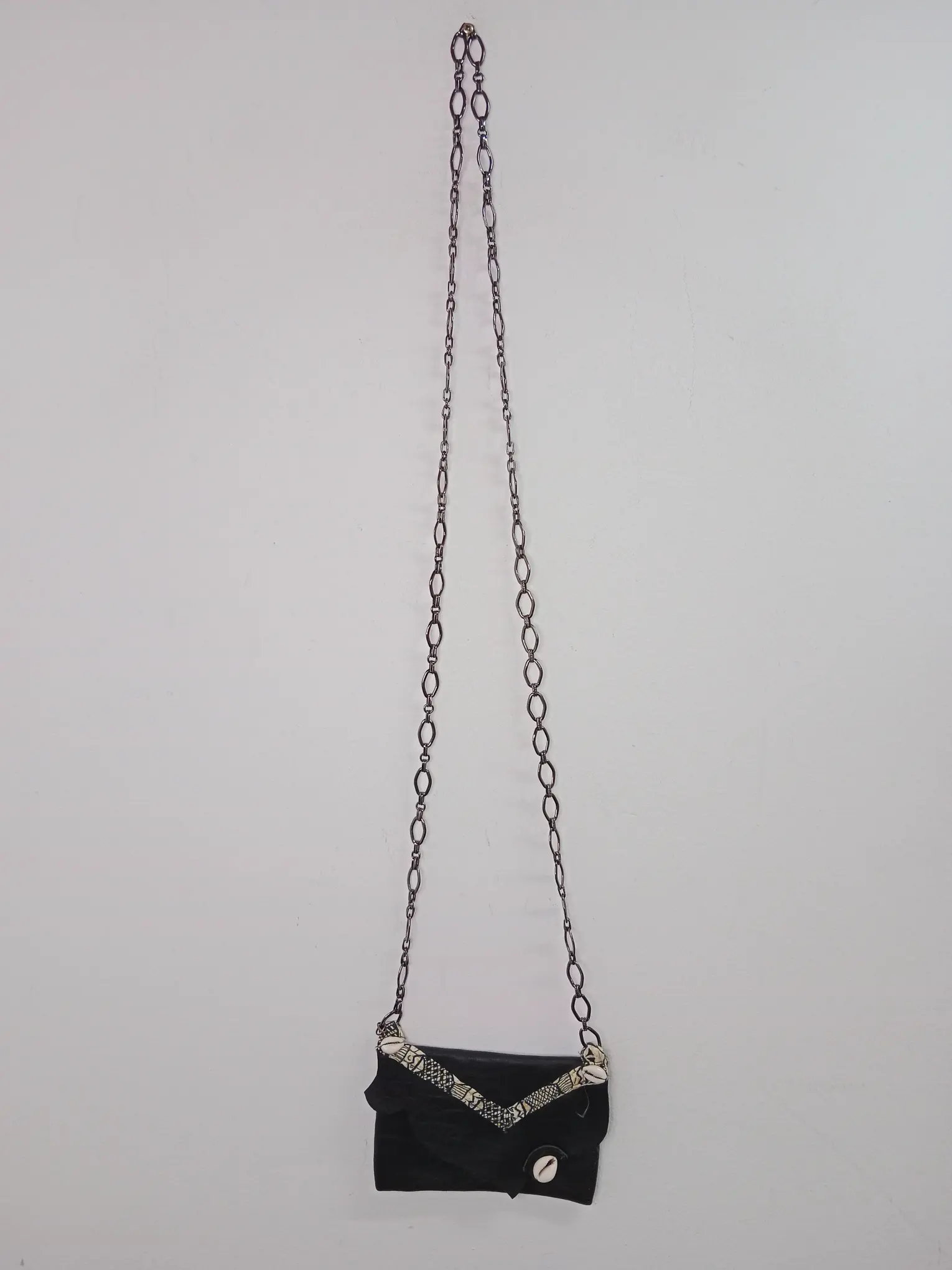 Leather vintage summer bag black & shells - Imagen 2