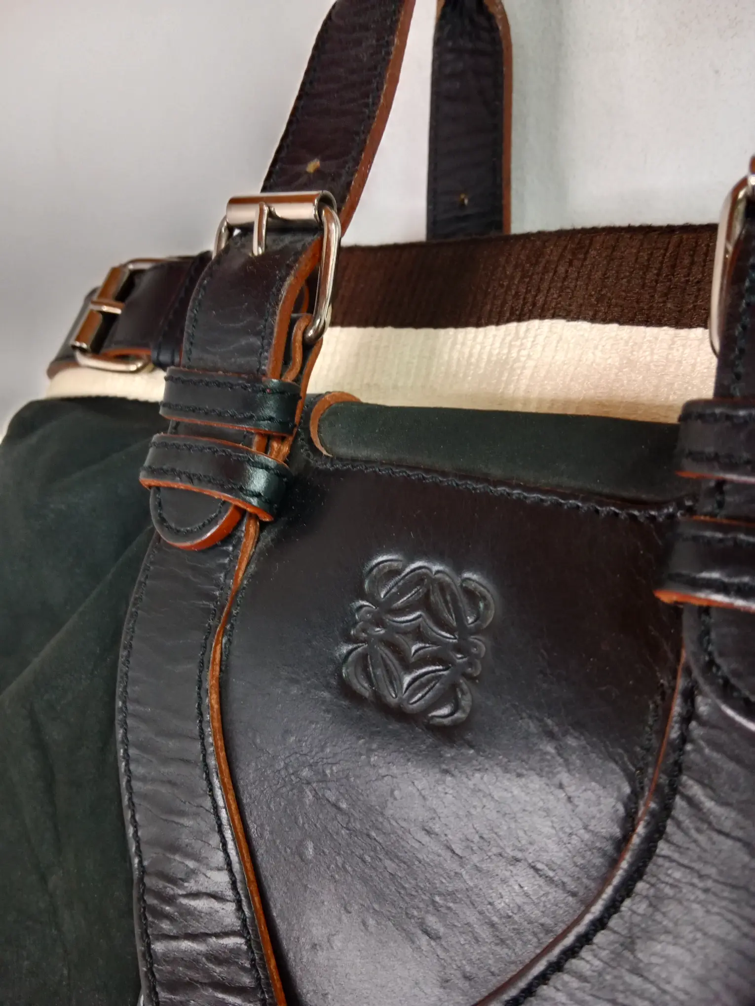 Loewe leather bag black & dark brown and beige - Imagen 4