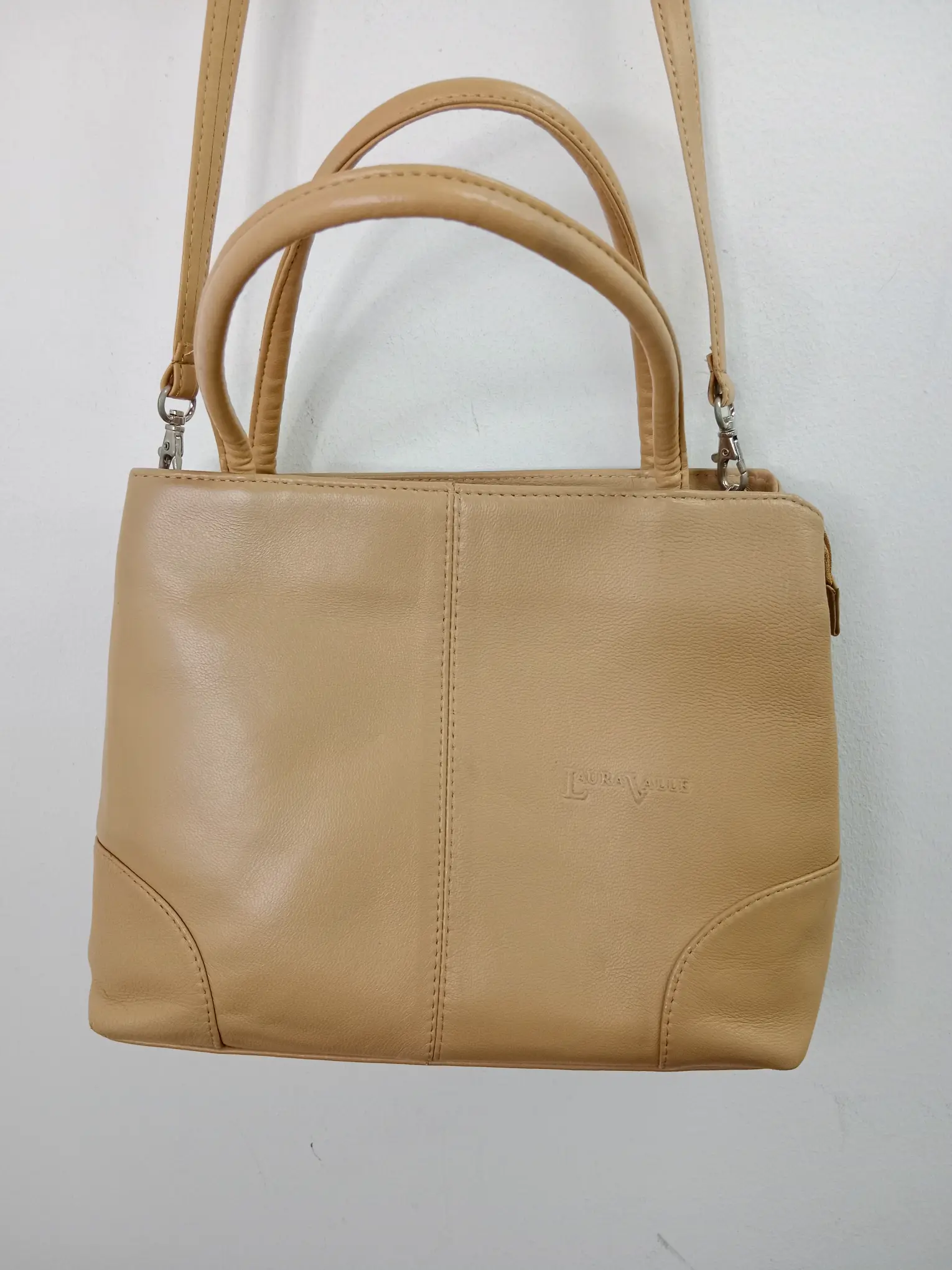 Laura Valle vintage leather bag beige