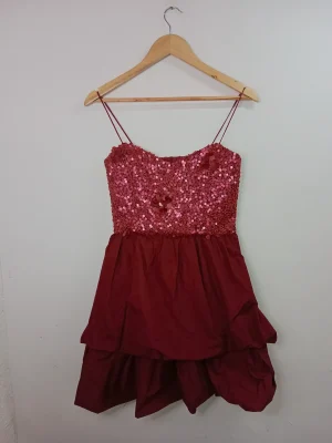 Vestido fiesta rojo burdeos lentejuelas corto vintage Y2K S M