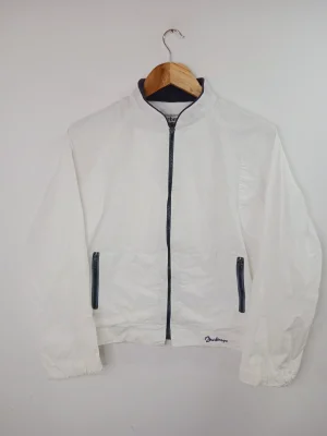 Burberrys vintage spring jacket white & navy blue with zipper L