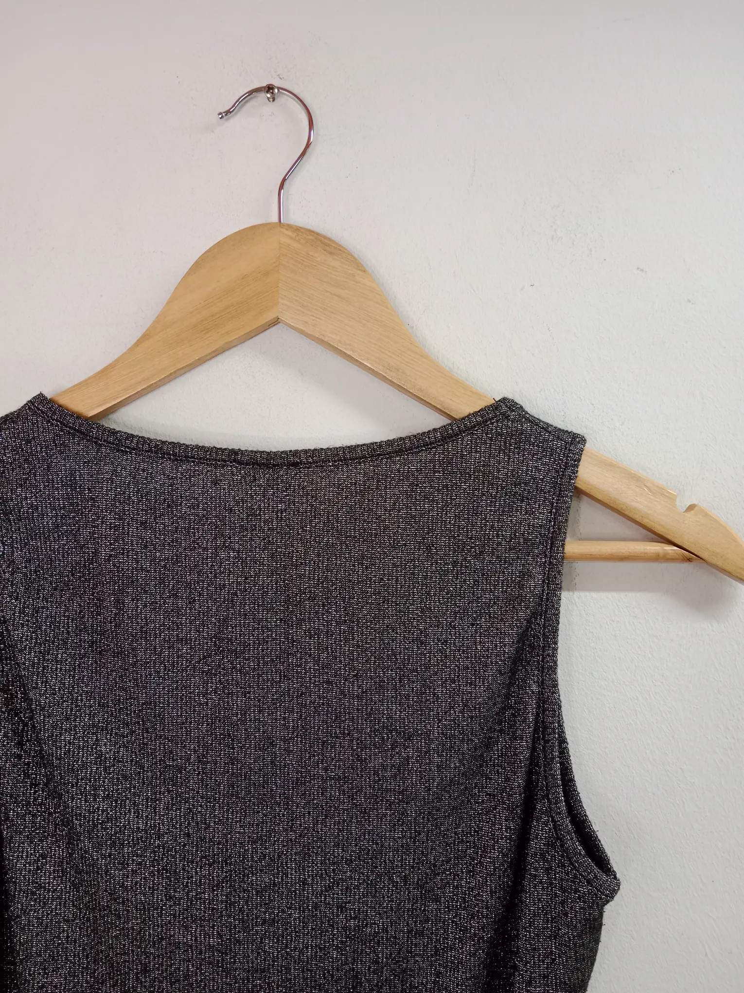 Vintage Y2K italian tank t-shirt silver & round neck S M - Imagen 3