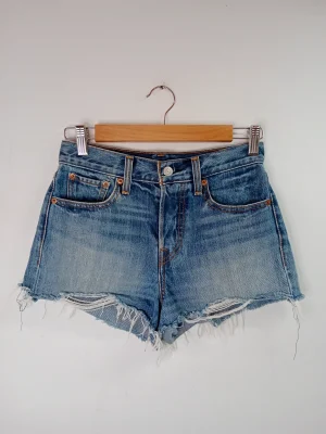 Levi's pantalón vaquero corto azul XS S