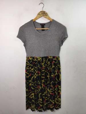 Custo Bcn vestido gris y azul marino midi S