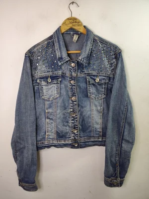 Chaqueta vaquera azul tachuelas vintage Y2K 00s M L
