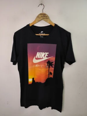 Nike Air camiseta negra atardecer XS S