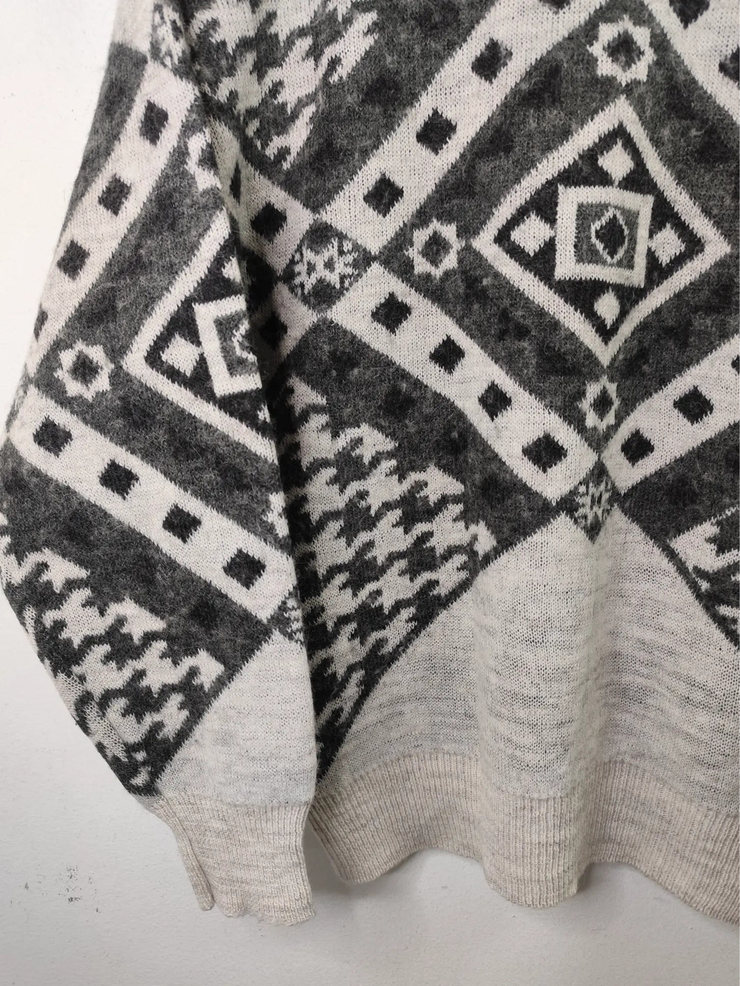 Jersey de lana y alpaca blanco y gris estampado vintage 90s L XL - Imagen 6