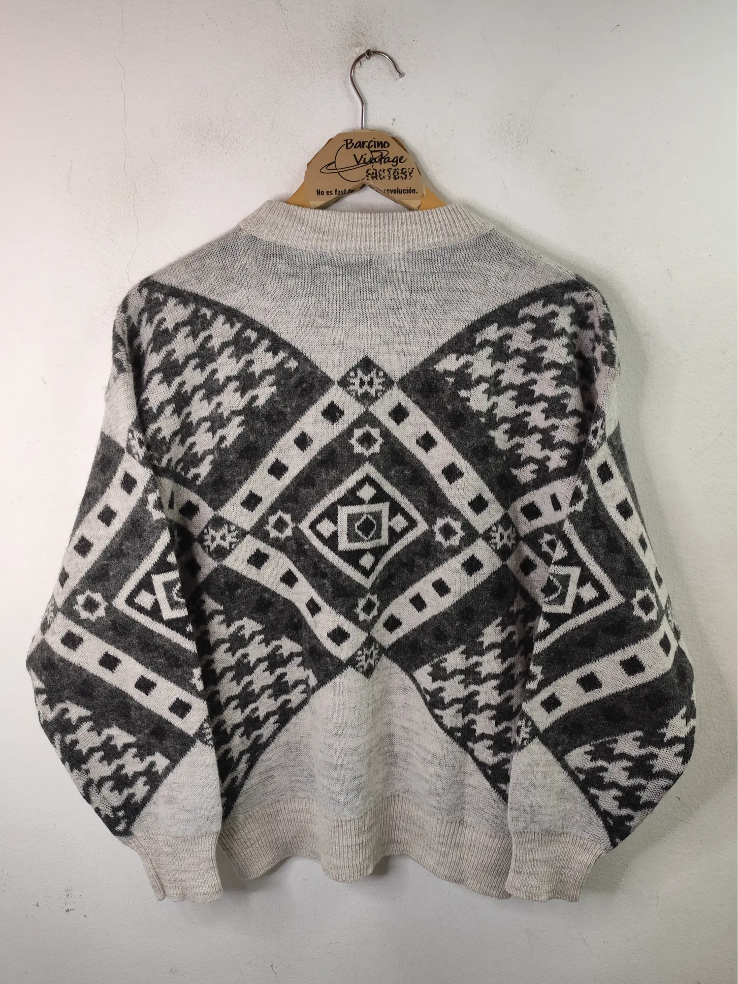 Jersey de lana y alpaca blanco y gris estampado vintage 90s L XL - Imagen 2